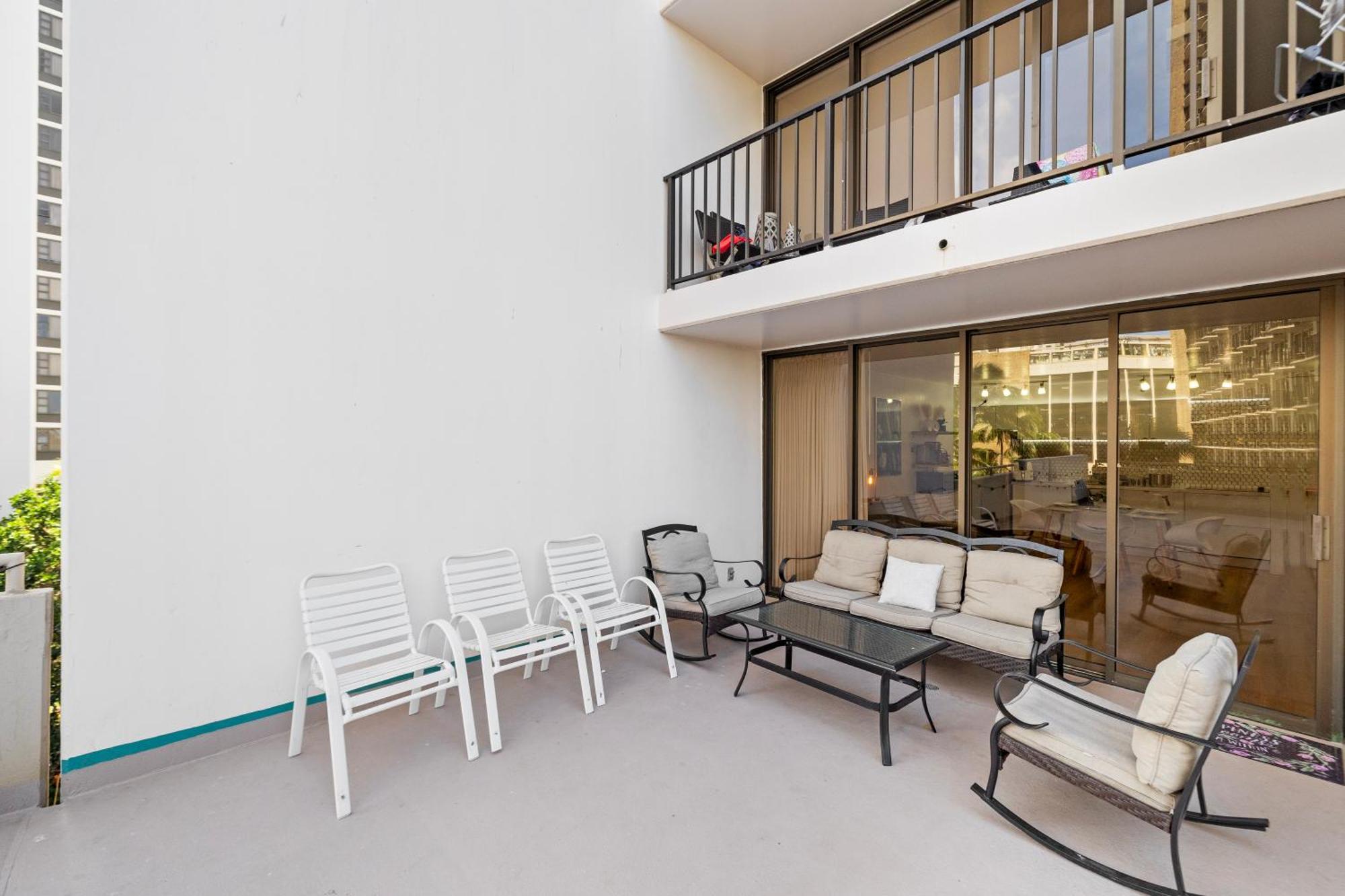 Huge Patio Washerdryer 1 Bedroom Banyan Free Parking 5 Min To Beach Honolulu Eksteriør billede